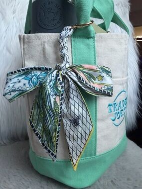 Trader Joe's Limited Edition Pastel Mini Mint Green Tote Bag with Scarf Charm